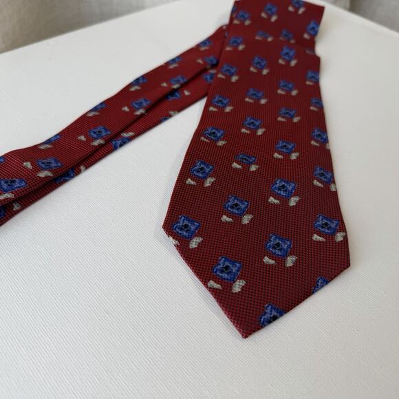 Biella 100% Silk Tie Made in Italy for Britches of Georgetown Red Blue Pattern - Picture 16 of 16